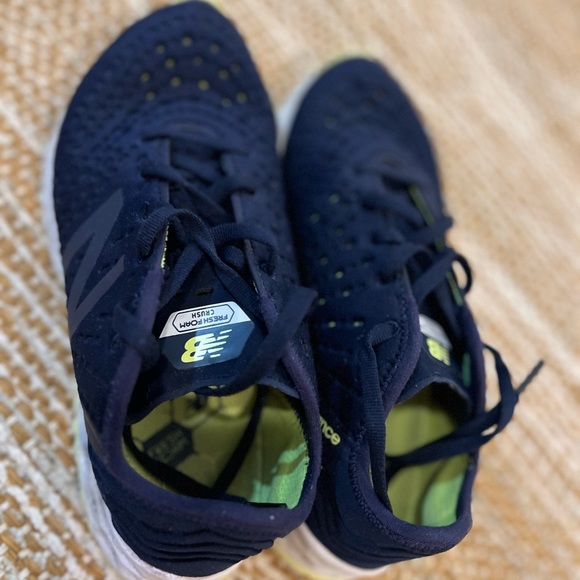 New Balance Fresh Foam Crush Womens Size 6 1/2 - Picture 6 of 8